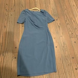 Eli’s Tahari blue dress